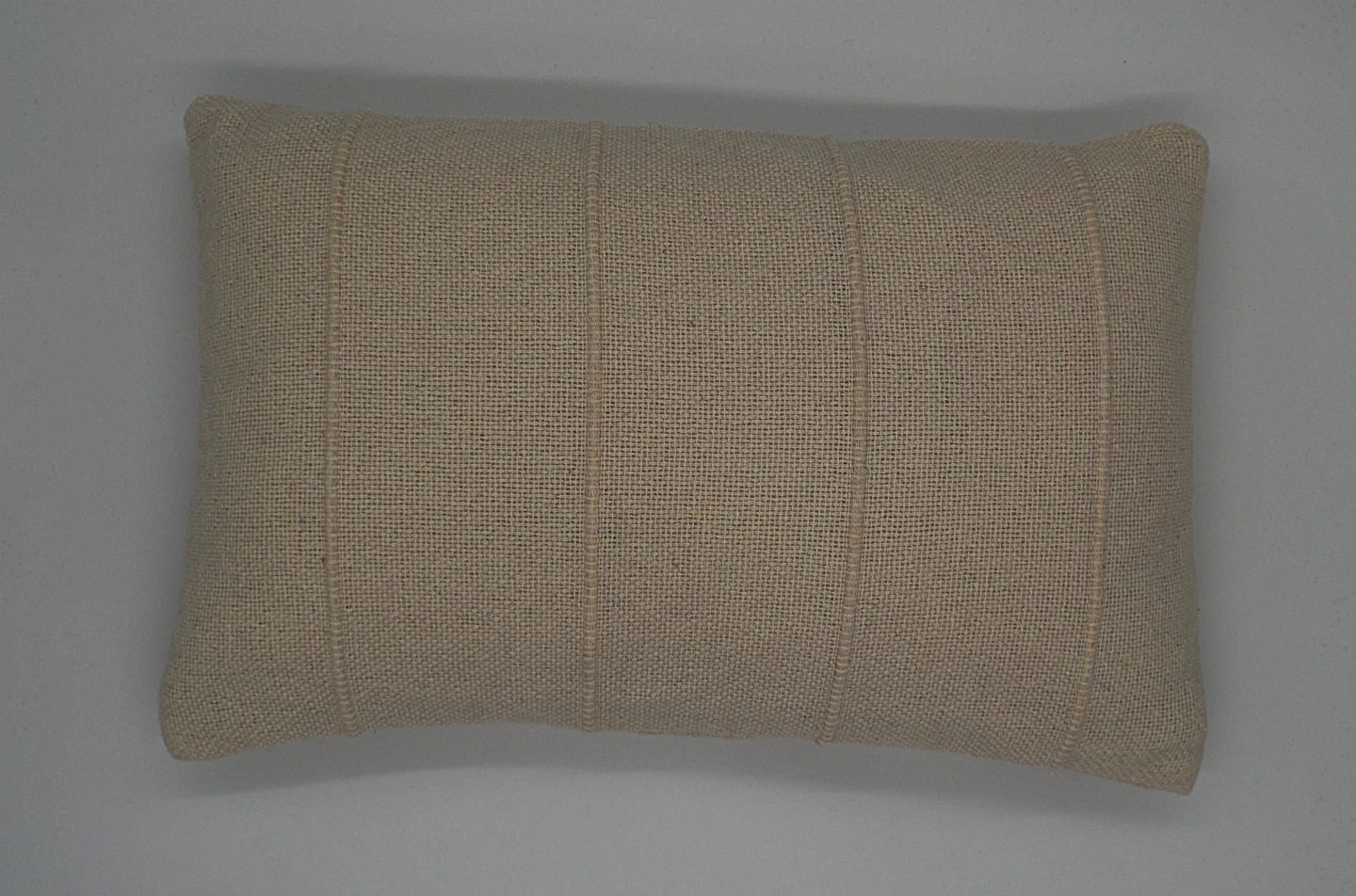 Kussenhoes 30x50 Nook Nuance beige van 100% Organisch Katoen.