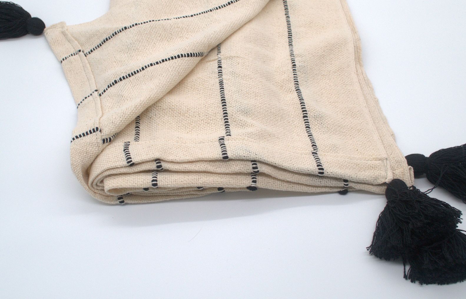 Katoenen plaid Nook Nuance beige met zwarte accenten.
